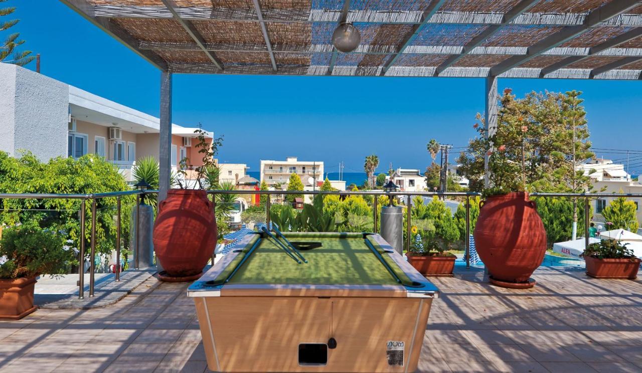Hotel Koukouras Stalos Exterior photo