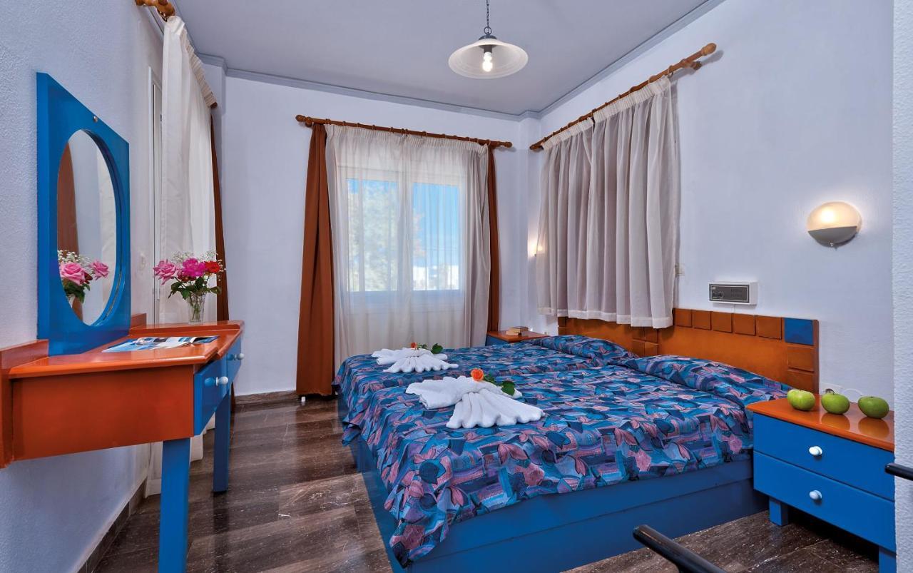 Hotel Koukouras Stalos Exterior photo